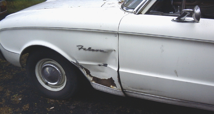 '60 Falcon 2dr Wagon, lt front fender crunch