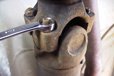 U-Joint retaining nuts
